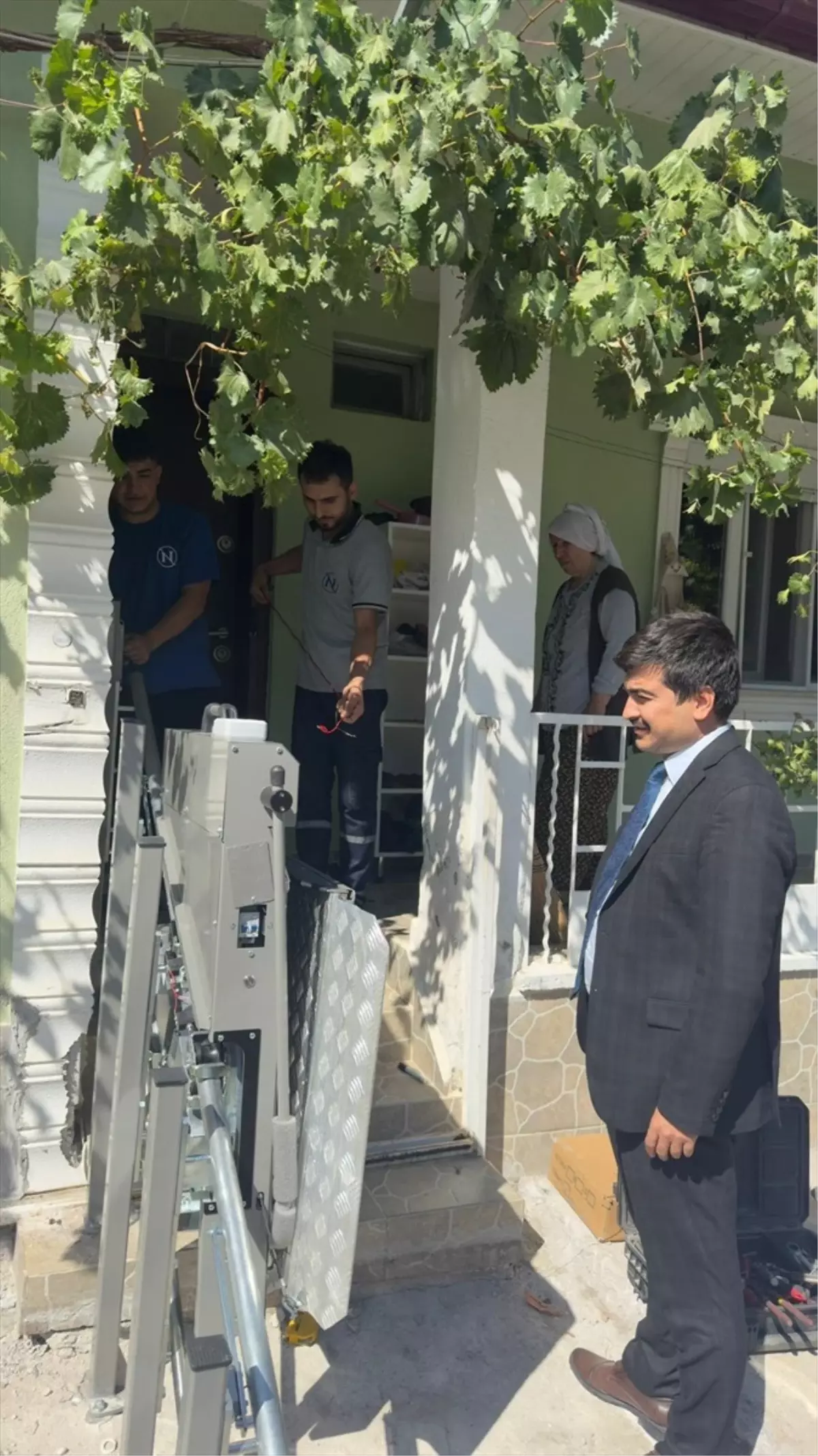 engelli vatandasa rampa destegi UmSSKxL8