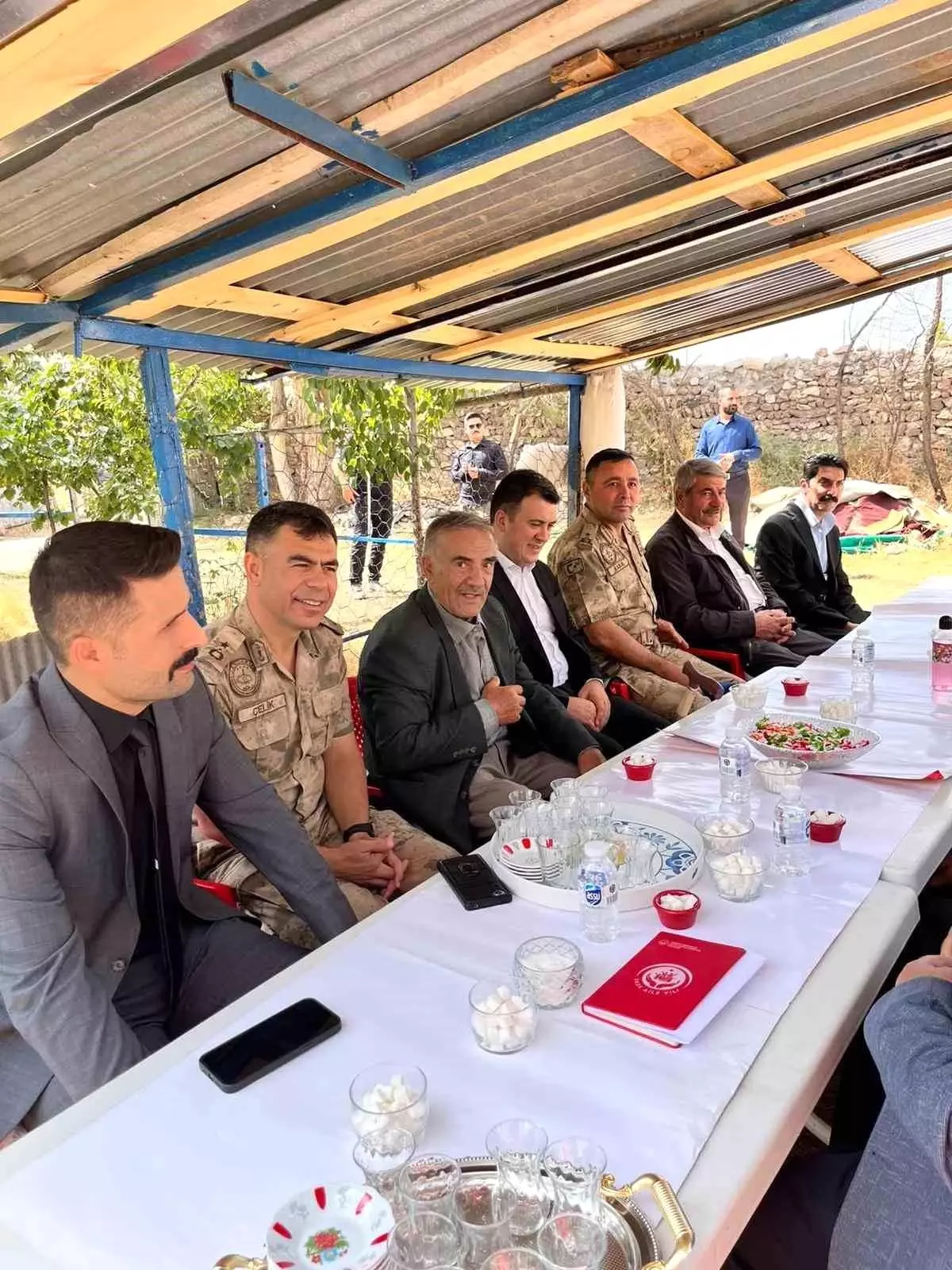 gaziler gununde patnosta anlamli ziyaret BCLuCm5F