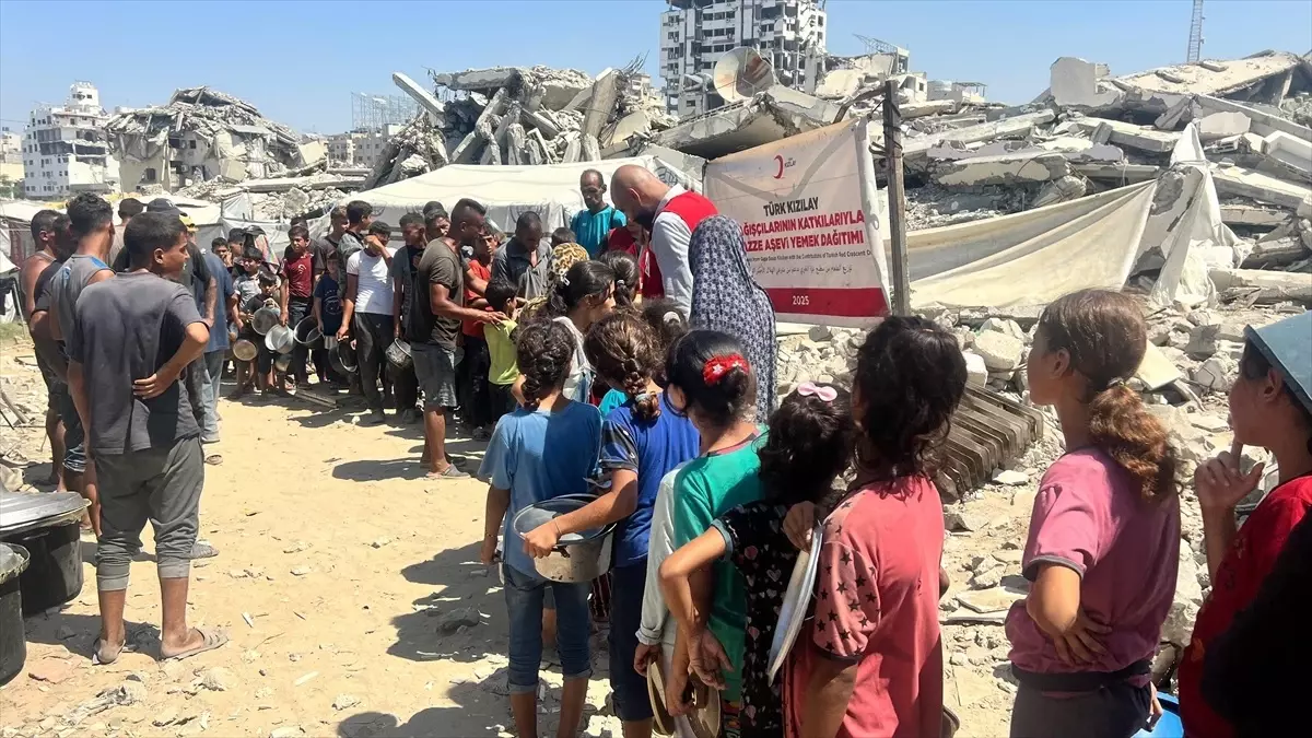 turk kizilay gazzeye destek gonderiyor O6S16Xn7