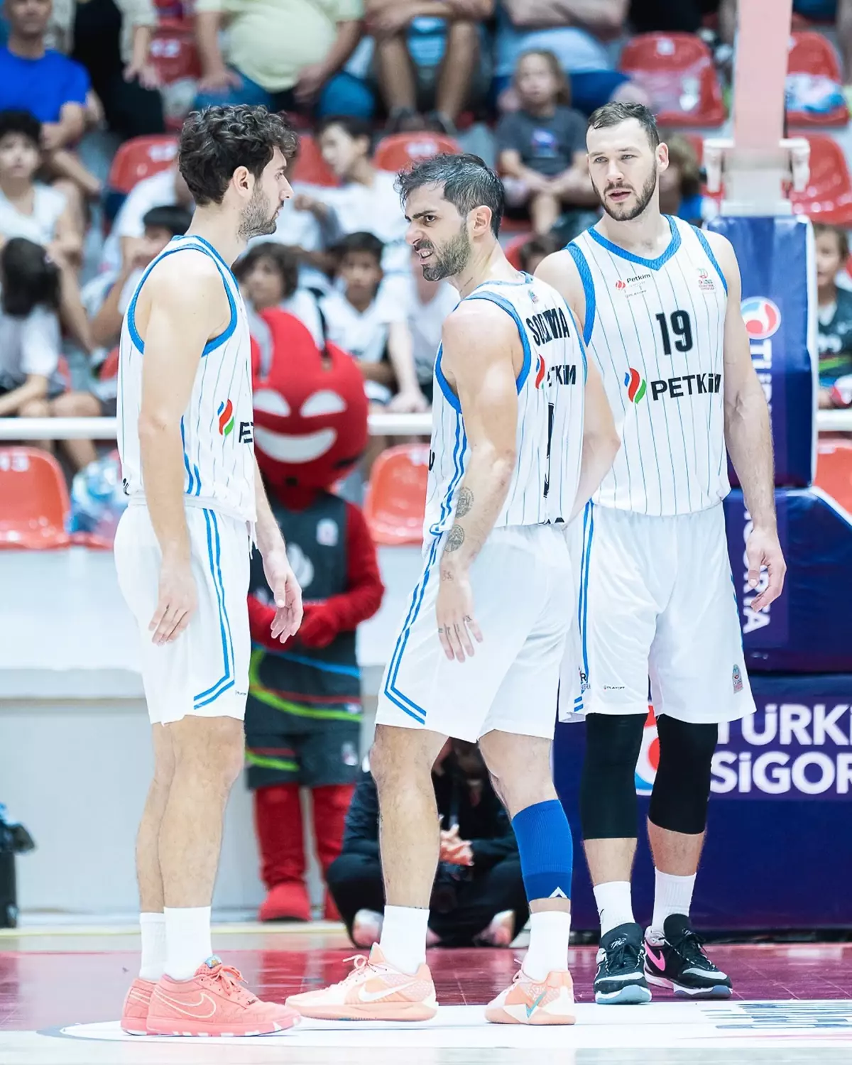 aliaga petkimspor fiba europe cupta csm corona brasovu agirliyor vzhXZAIa.jpg