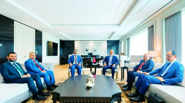 ankarada tek suriye masasi BkTZvlWb.webp