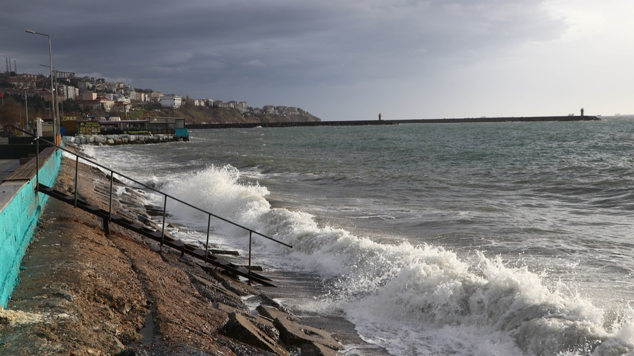 istanbul valiliginden marmaranin guneyinde firtina uyarisi 1pHAO8VI.jpg