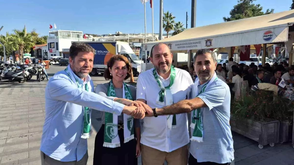 bodrum fk ve denizciler derneginden anlamli is birligi qhz55t8D.jpg