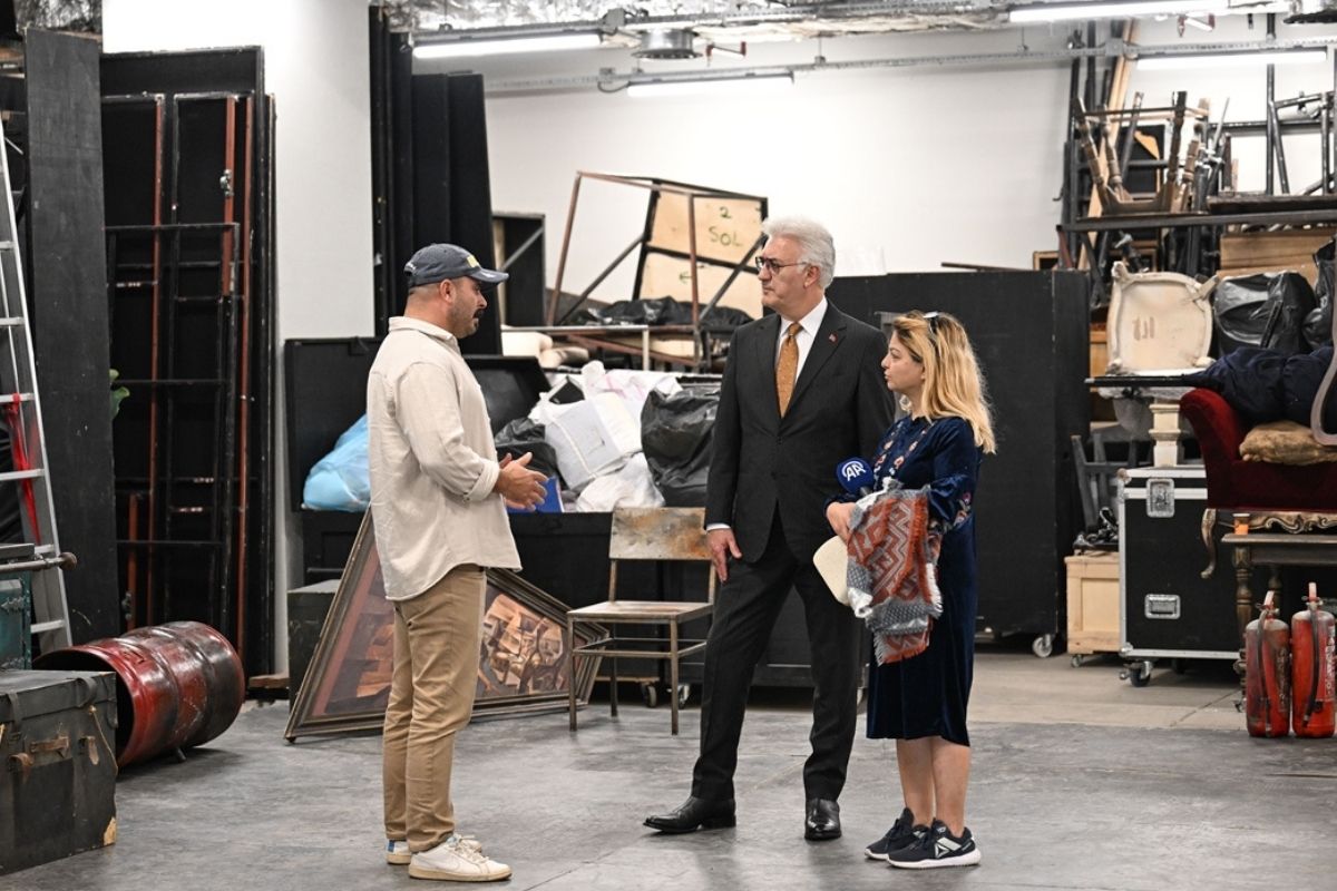 Yeni sahneler için çalışmalar devam ediyor