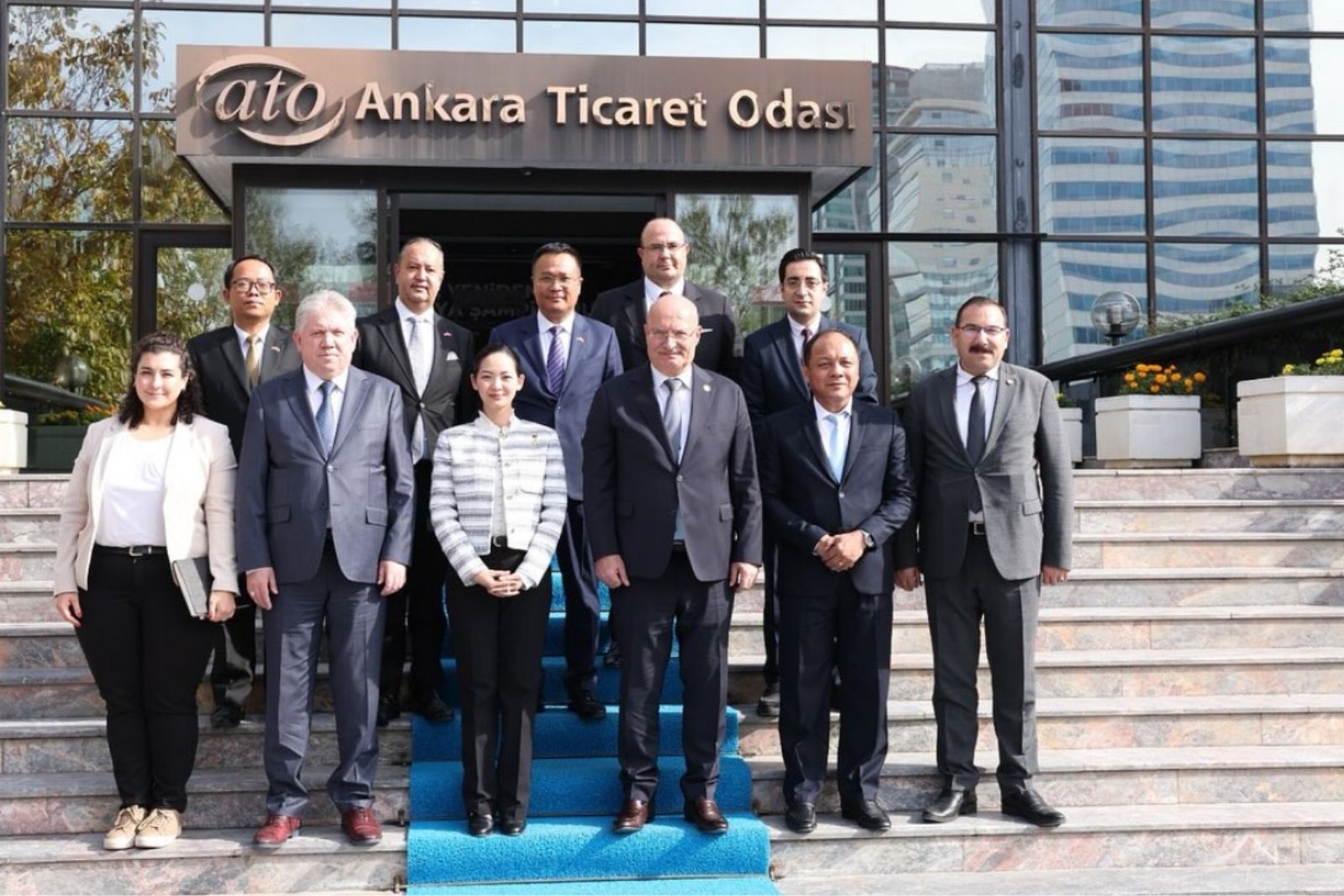 kambocya ticaret bakani cham nimul ankara ticaret odasini ziyaret etti EZh3XLB6.jpg