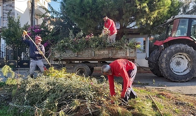 mendereste atiklar toplaniyor DfvwvfNH.jpg