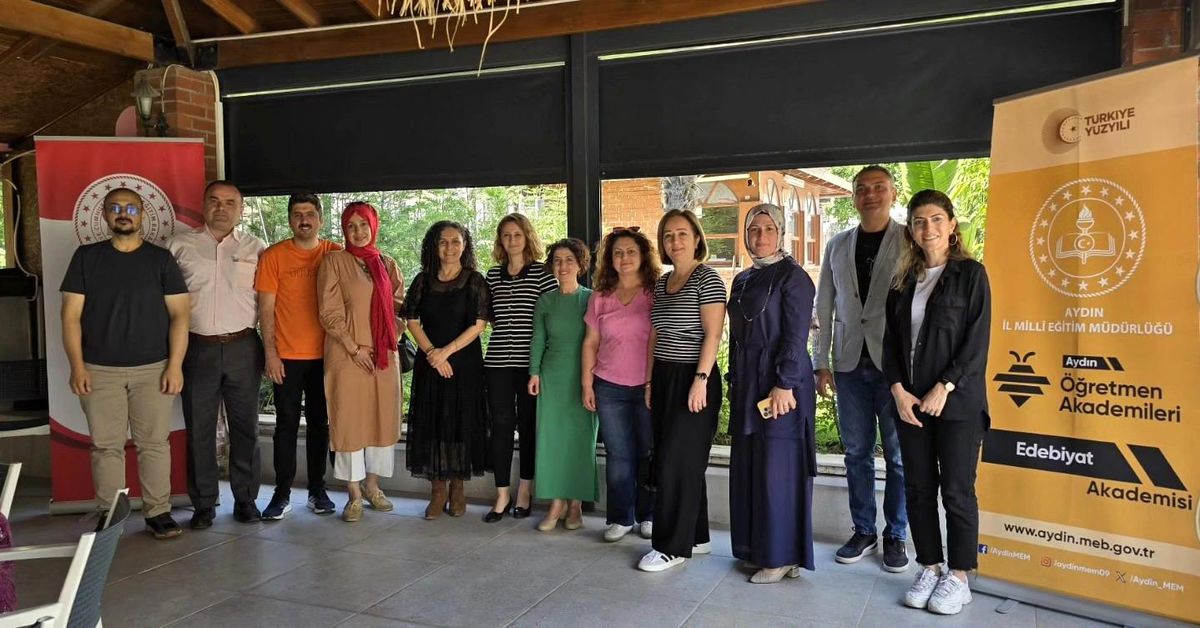 Aydın’da “Yazarlık ve Eğitim” Söyleşisi Büyük İlgi Topladı