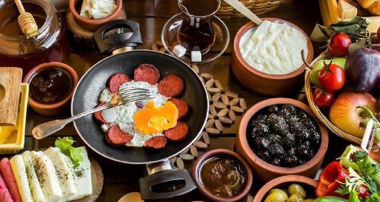 Kahvaltı Sofralarınızda Dikkat Edilmesi Gereken Kalp Sağlığı Tehditleri